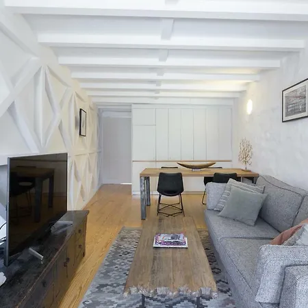 Viva Caldeireiros Old Town * Oporto