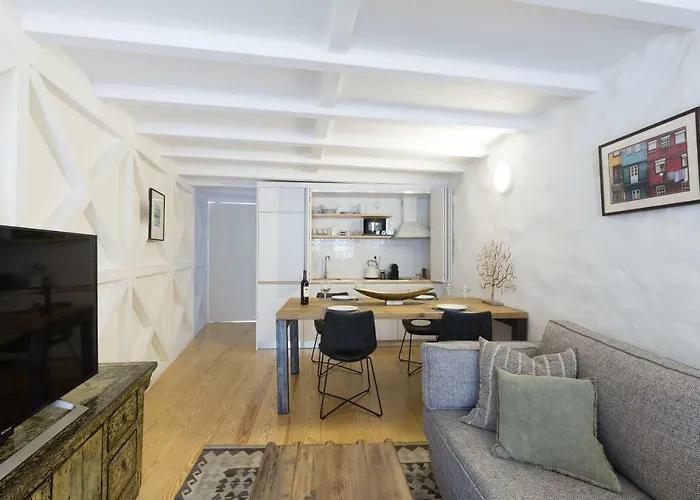 Viva Caldeireiros Old Town *