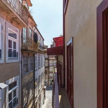 Viva Caldeireiros Old Town Apartmán *