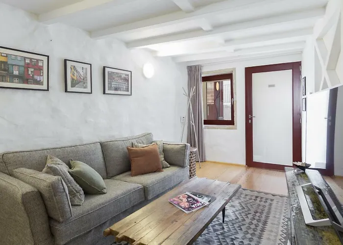 Viva Caldeireiros Old Town *