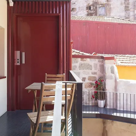 Viva Caldeireiros Old Town Apartman *