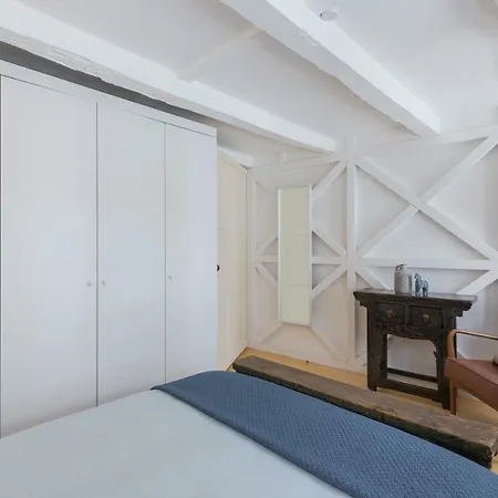 Viva Caldeireiros Old Town Apartman *