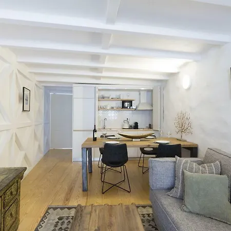 Viva Caldeireiros Old Town *