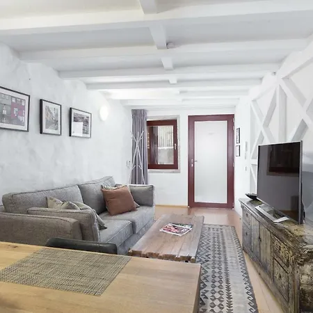 Viva Caldeireiros Old Town